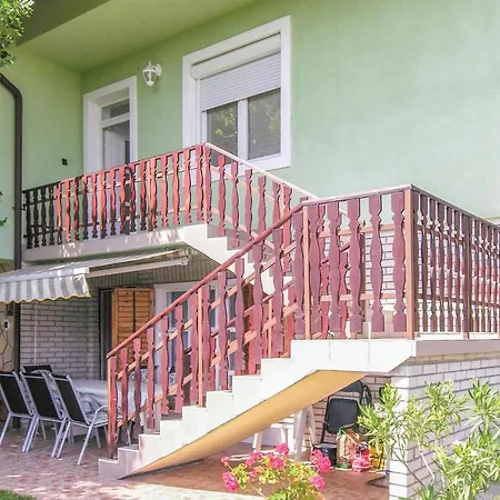 Holiday home Six Bedroom Holiday In Gyenesdias